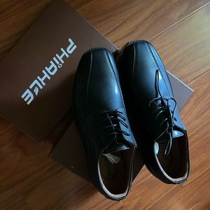 Brand new man’s dress shoe